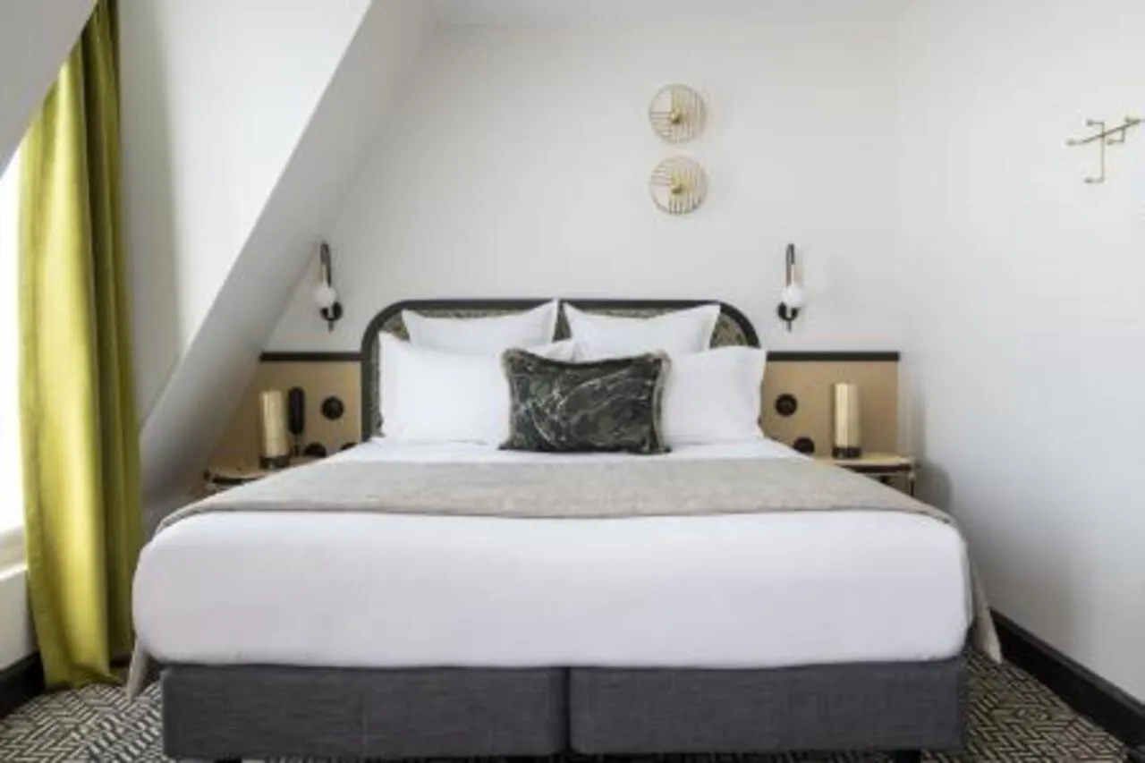 ****  Grand Hotel Chicago Paris Frankrike