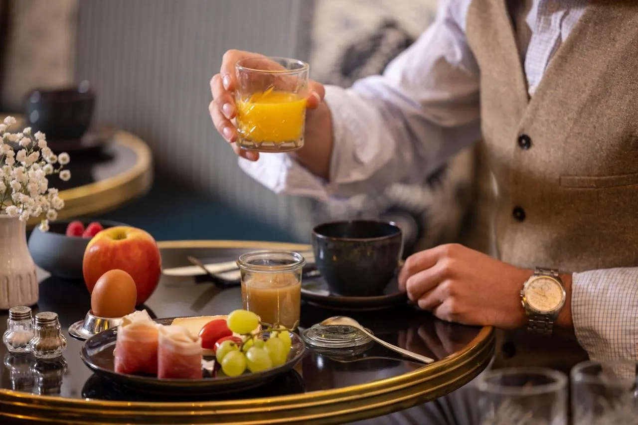 Grand Hotel Chicago Paris