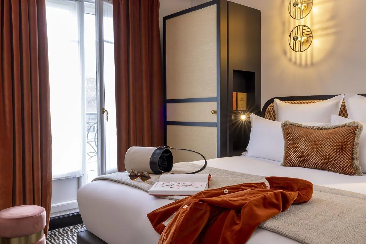 Grand Hotel Chicago Paris