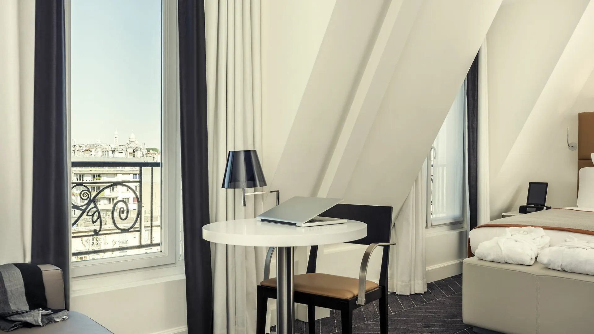 Grand Hotel Chicago Paris