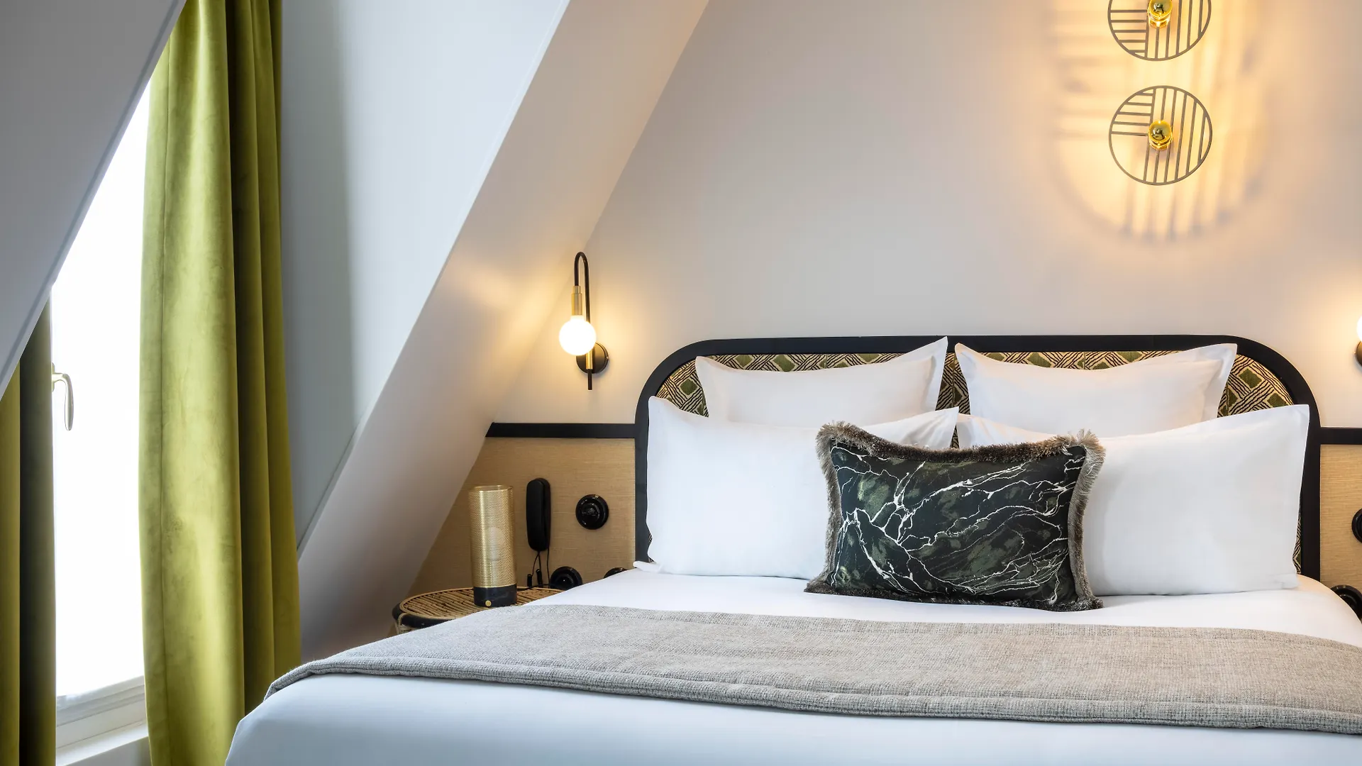 Grand Hotel Chicago Parigi 4*,  Francia