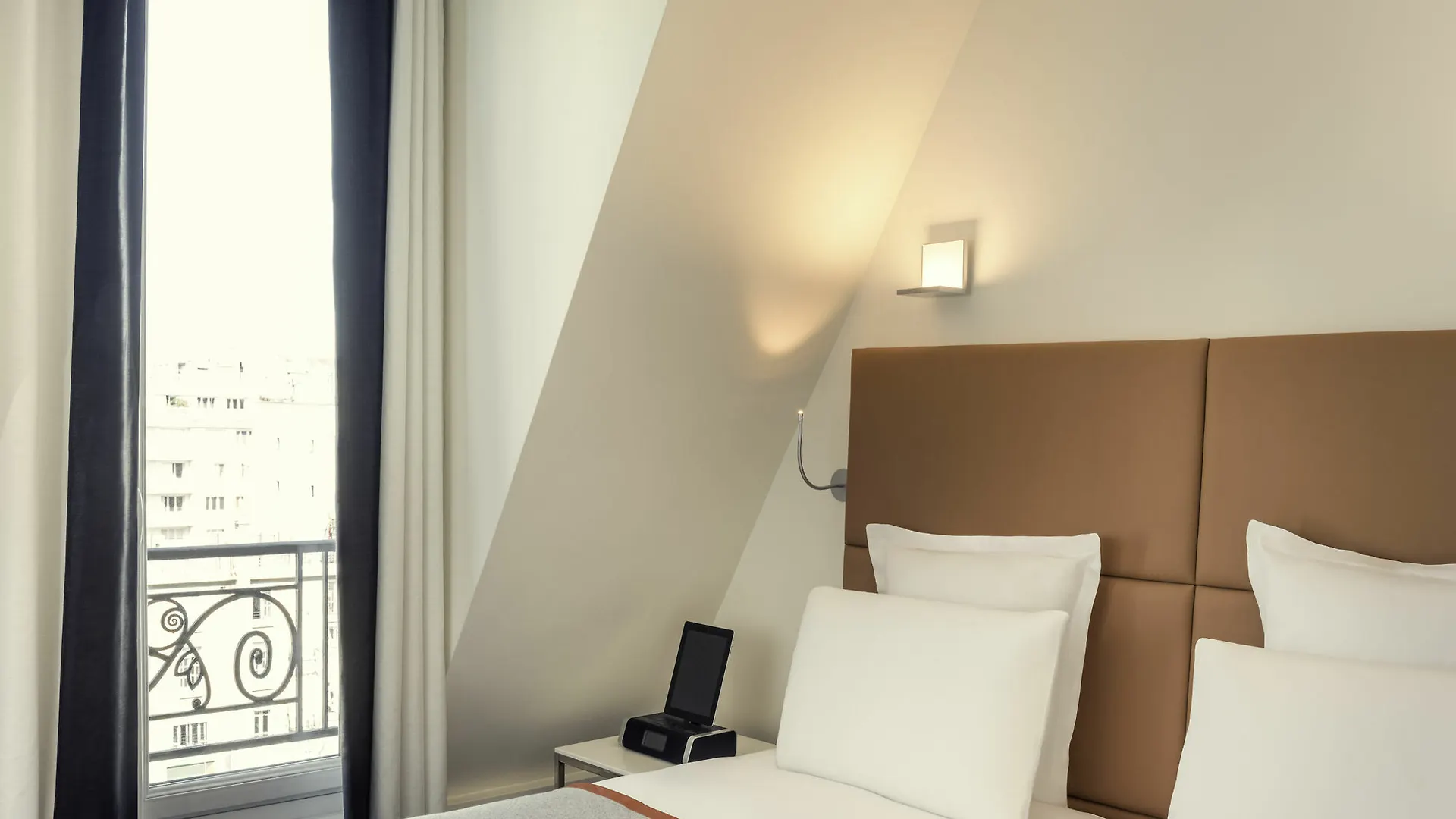 ****  Grand Hotel Chicago Parigi Francia